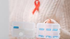 '¿Cómo pueden permitir esto?': pacientes con cáncer y VIH reclaman escasez de medicamentos