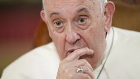 Papa Francisco se lanza contra leyes que criminalizan homosexualidad: ‘No es delito’