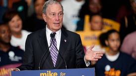 Bloomberg dice que liberará a las mujeres de acuerdos de confidencialidad si así lo piden
