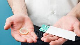 Píldora anticonceptiva masculina es casi realidad: crean fármaco que inmoviliza espermas