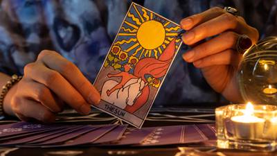 El Sol, el diablo, el mago: la historia sobre el tarot