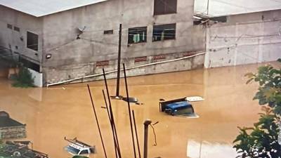 Lluvias dejan a Zongolica, Veracruz, ‘bajo el agua’: Evacúan a pobladores por inundación