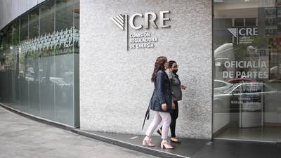 CRE reanuda plazos y términos legales, pero limita recepción de trámites