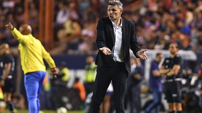 Fernando Ortiz renuncia a dirección técnica del América tras fracaso ante Chivas