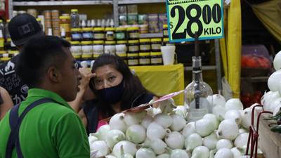 Plan contra la inflación: Coparmex advierte a AMLO que no aceptará control de precios 