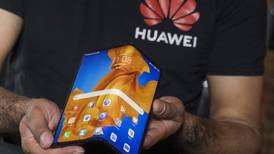 En medio de cuarentena, Huawei recurre a un modo inusual de ventas: 'promos' por Facebook Live