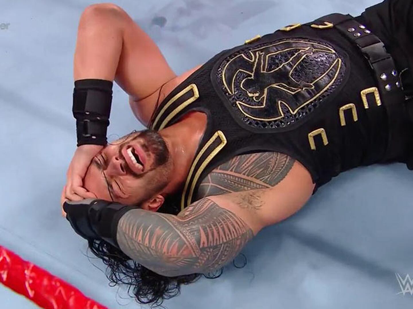 Roman Reigns venció en Elimination Chamber y enfrentará a Brock Lesnar en Wrestlemania 34