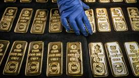 El oro es el 'mejor amigo' de los inversionistas en tiempos del COVID-19; onza se vende en 1,800 dólares
