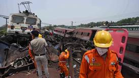Descarrilamiento de trenes en India: Esta es la razón del accidente